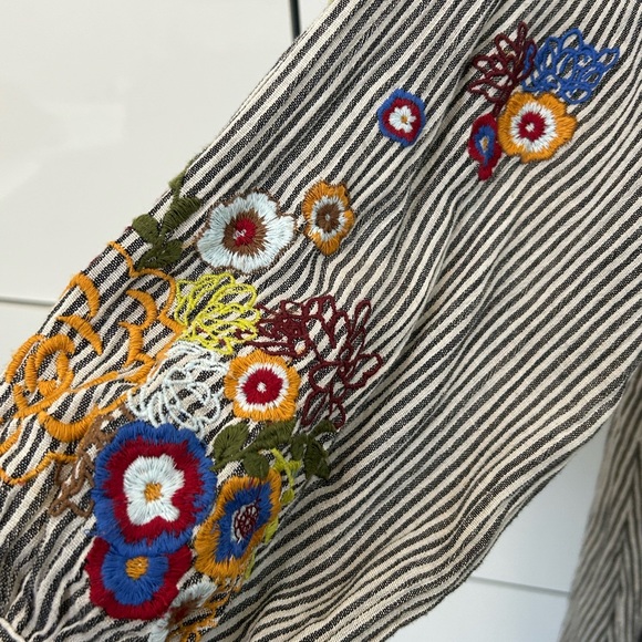 Anthropologie dress or tunic with embroidery - Picture 2 of 6